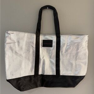 Victoria's Secret Weekender Tote Bag Black Silver Travel Zip Up Shoulder